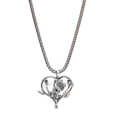 Visiaci okvetný lístok