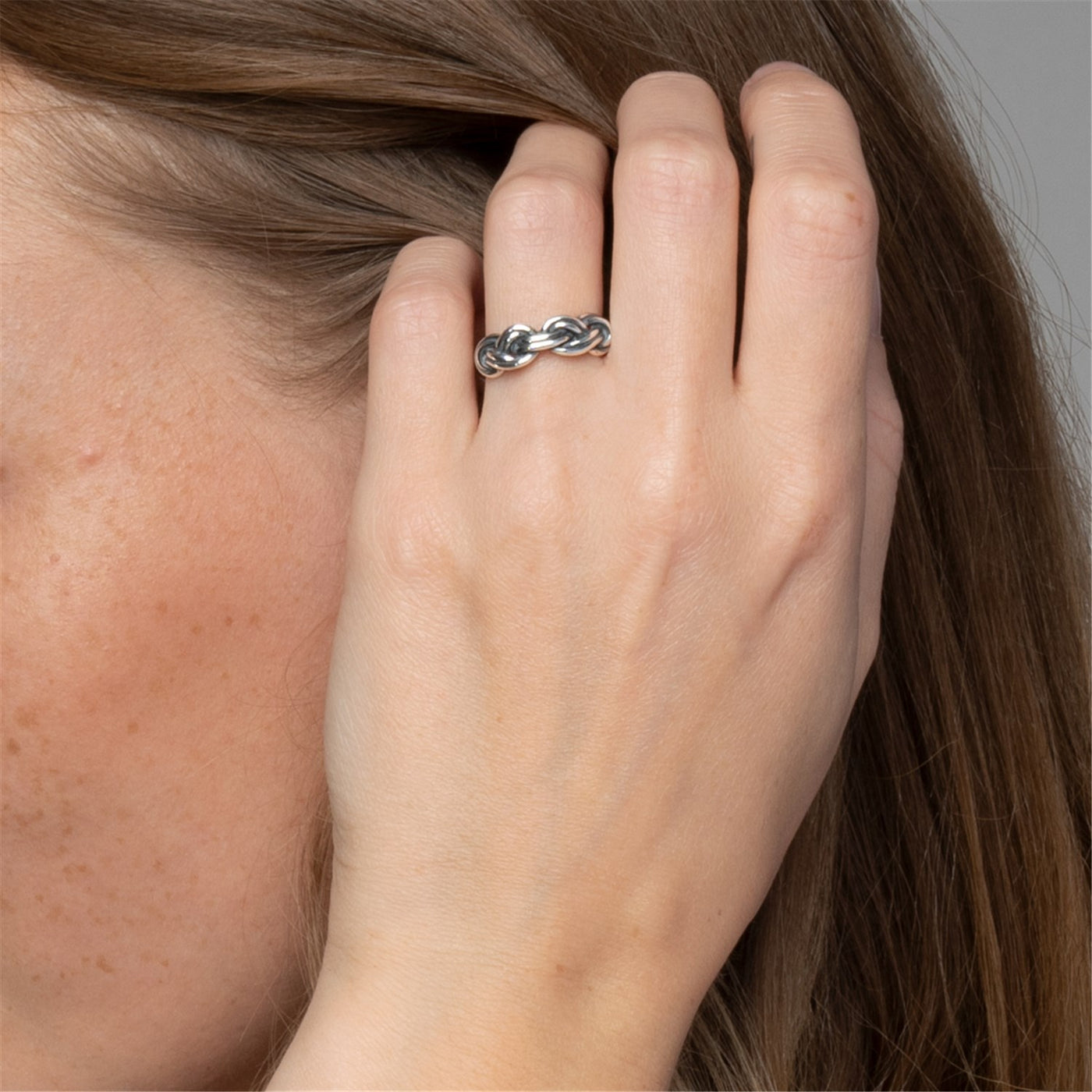 Prsteň „Savojský uzol“